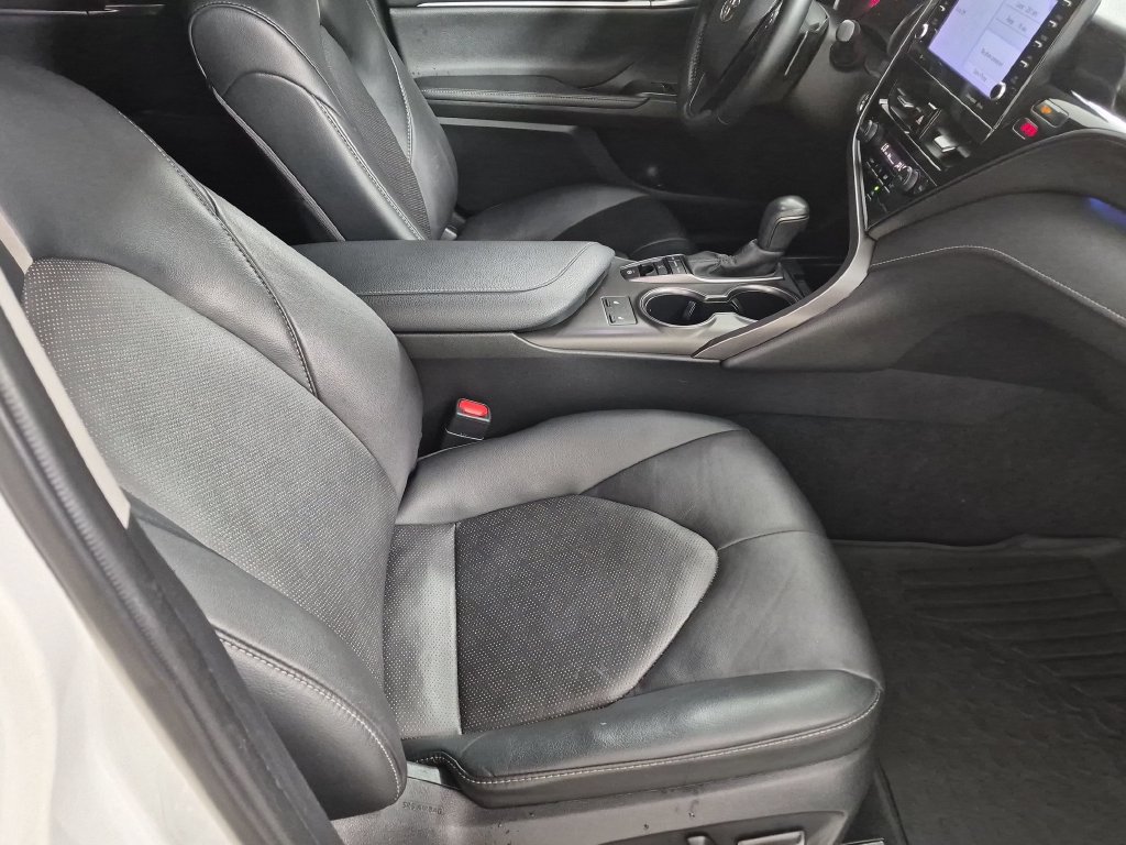 Used 2023 Toyota Camry XSE FWD image 28