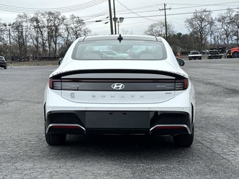New 2026 Hyundai Sonata Limited image 14