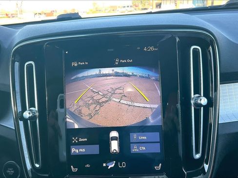 Used 2019 Volvo XC40 T5 Momentum image 26