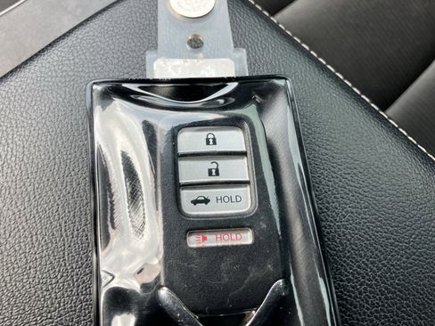 Used 2018 Honda Accord Sport image 36