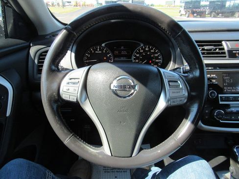 Used 2018 Nissan Altima 2.5 SV image 27