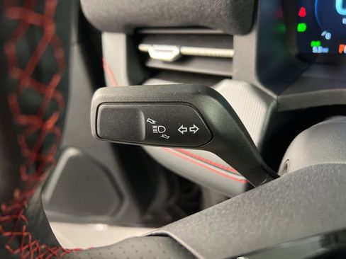 New 2026 Ford Explorer ST-Line w/ ST-Line Street Pack image 20