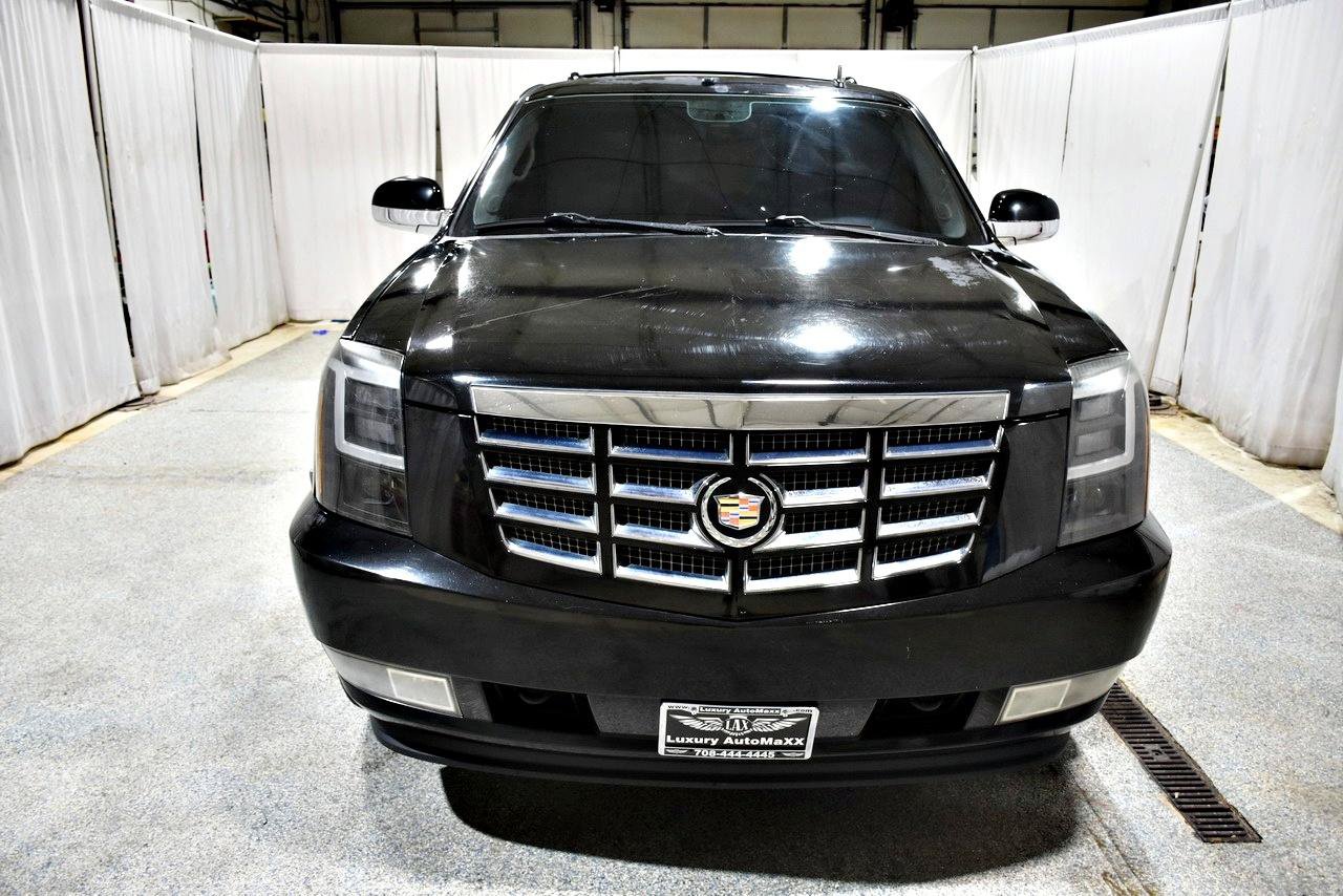 Used 2014 Cadillac Escalade Luxury RWD image 24
