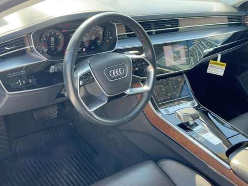 Used 2021 Audi A8 L 4.0T image 4