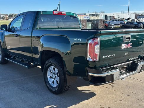 Used 2016 GMC Canyon 4x4 Extended Cab w/ Convenience Package image 7