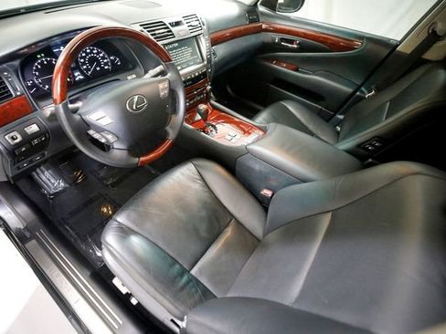 Used 2007 Lexus LS 460 L image 6