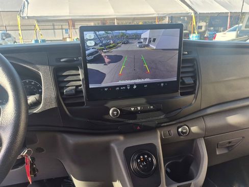 Used 2023 Ford E-Transit Medium Roof RWD image 21