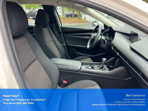 Used 2022 MAZDA MAZDA3 s FWD image 17
