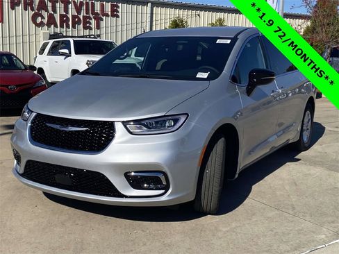 New 2026 Chrysler Pacifica Select image 29