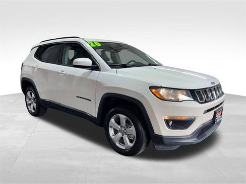 Used 2020 Jeep Compass Latitude AWD/4WD image 3