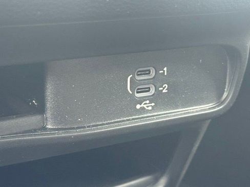 New 2027 Chrysler Pacifica Select FWD image 23