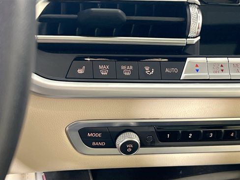 Used 2022 BMW X5 xDrive40i w/ Premium Package image 20