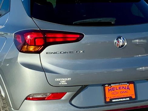 Used 2023 Buick Encore GX Select w/ Sport Touring Package image 13