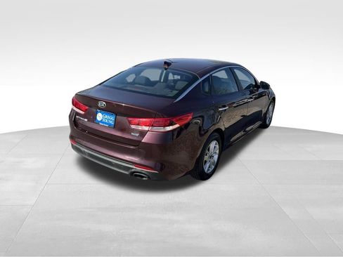 Used 2018 Kia Optima LX FWD image 6