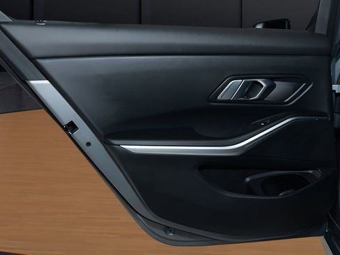 Used 2023 BMW 330e xDrive w/ Premium Package image 21