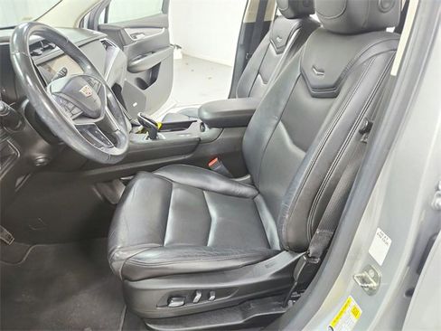 Used 2018 Cadillac XT5 Premium Luxury image 19