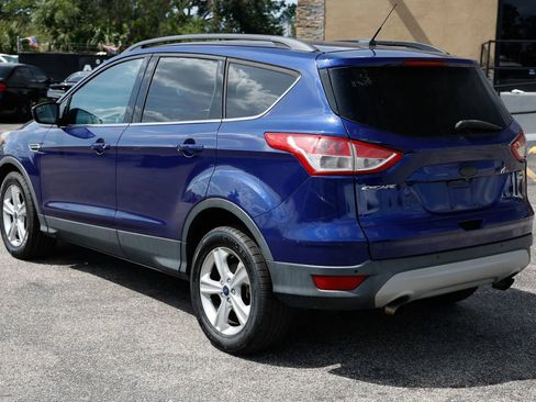Used 2015 Ford Escape SE w/ Equipment Group 201A AWD/4WD image 4