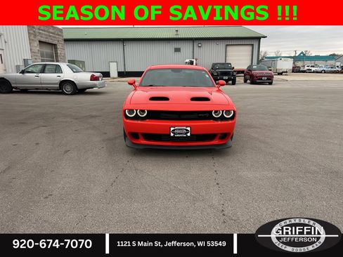 Used 2022 Dodge Challenger SRT Hellcat Redeye image 4