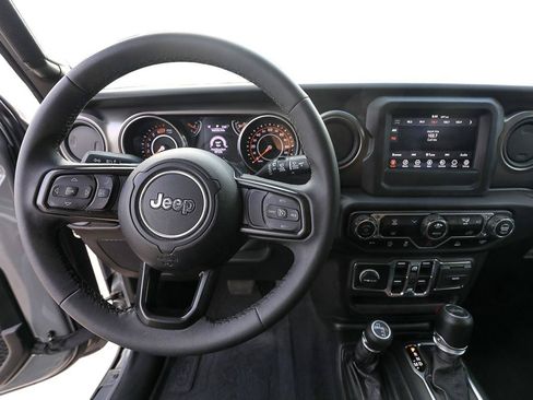 Used 2023 Jeep Wrangler Unlimited Sport AWD/4WD image 14