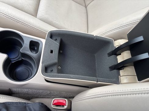 Used 2004 Cadillac CTS 3.6 w/ Preferred Equipment Group image 29