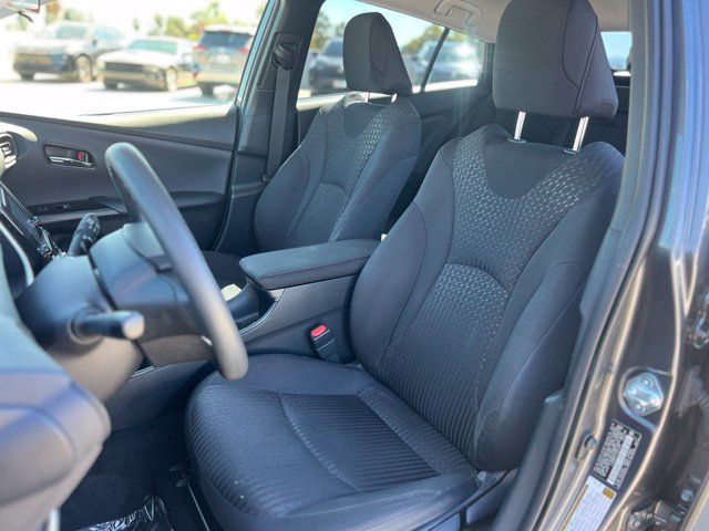 Used 2018 Toyota Prius Two w/ Prius Two Safety Plus Package FWD image 16