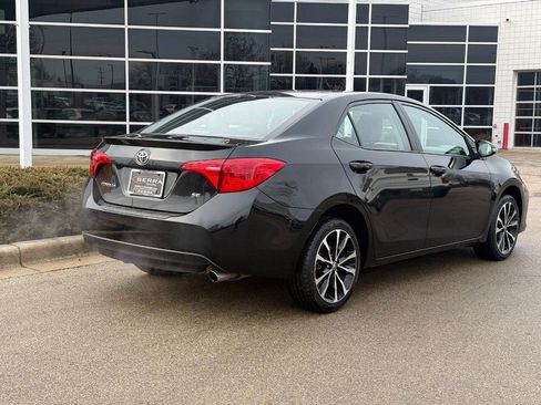 Used 2017 Toyota Corolla SE w/ Carpet Mat Package (TMS) image 3
