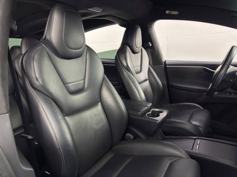 Used 2016 Tesla Model X P90D image 36