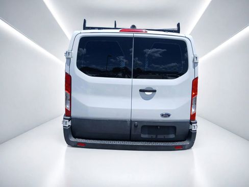 Used 2017 Ford Transit 250 130 Low Roof w/ Exterior Upgrade Package RWD image 6