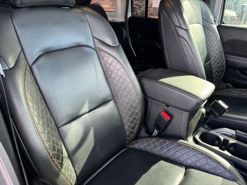 Certified 2021 Jeep Wrangler Unlimited Sahara image 26