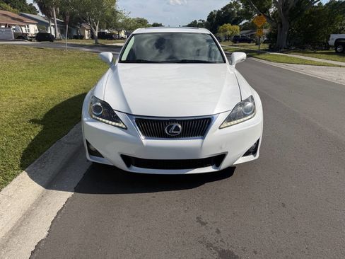 Used 2011 Lexus IS 250 w/ Premium Pkg Value Edition RWD image 6