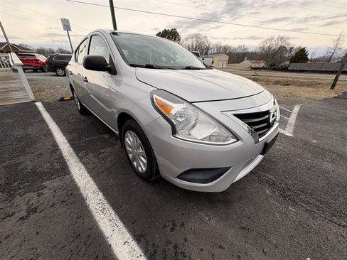 Used 2015 Nissan Versa S Plus FWD image 8