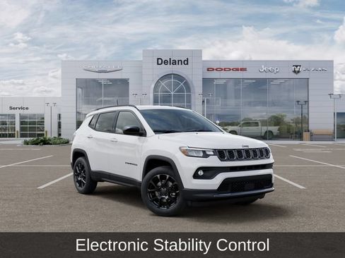 New 2026 Jeep Compass Latitude AWD/4WD image 5