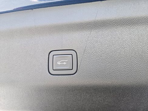 New 2026 GMC Yukon XL Elevation w/ Elevation Premium Package image 9