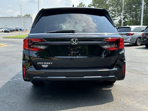 Used 2026 Honda Odyssey EX-L image 12