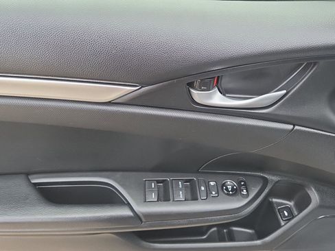 Used 2021 Honda Civic Sport image 17