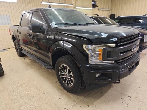 Used 2018 Ford F150 XLT w/ Equipment Group 302A Luxury image 4