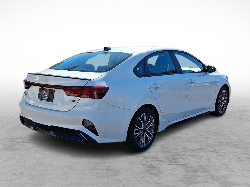 Used 2023 Kia Forte GT-Line w/ GT-Line Premium Package FWD image 6