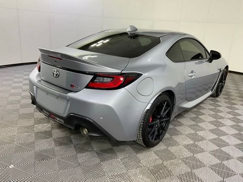 Used 2025 Toyota GR86 Premium image 7