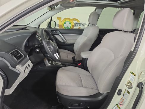 Used 2018 Subaru Forester 2.5i Premium AWD/4WD image 11