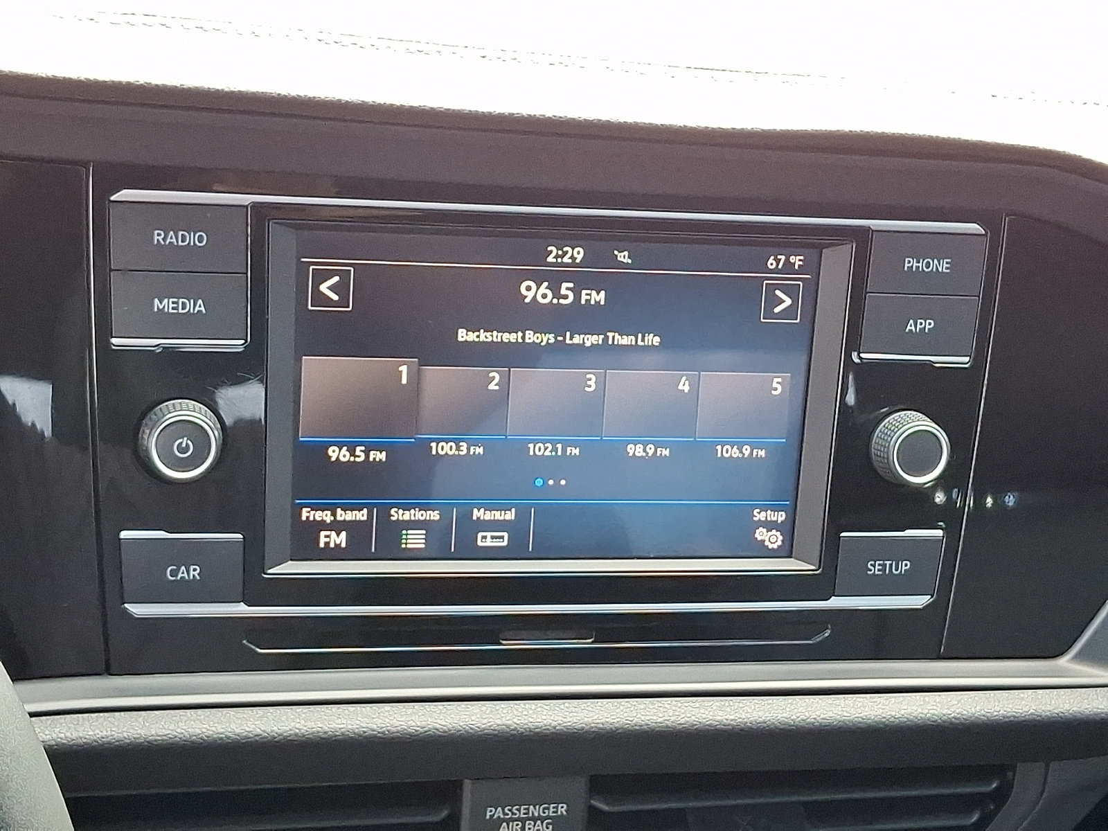 Used 2019 Volkswagen Jetta SE FWD image 17
