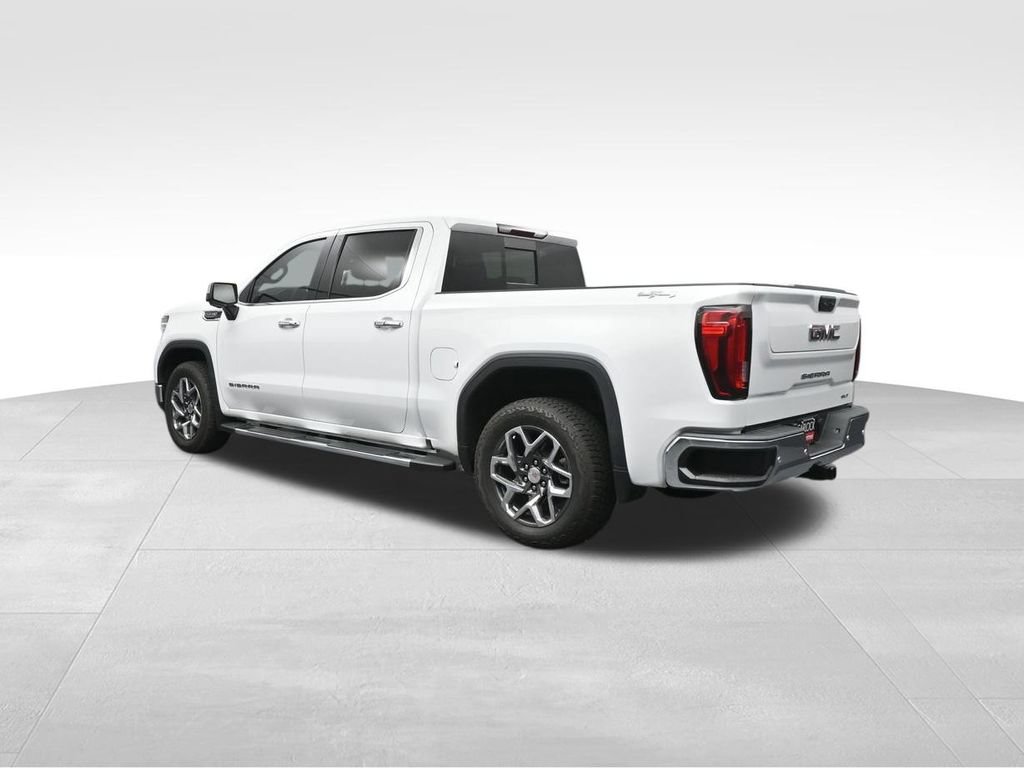 Used 2024 GMC Sierra 1500 SLT w/ SLT Premium Plus Package AWD/4WD image 4