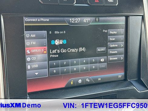 Used 2015 Ford F150 Platinum w/ Equipment Group 701A Luxury image 27