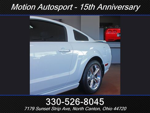 Used 2009 Ford Mustang GT image 42