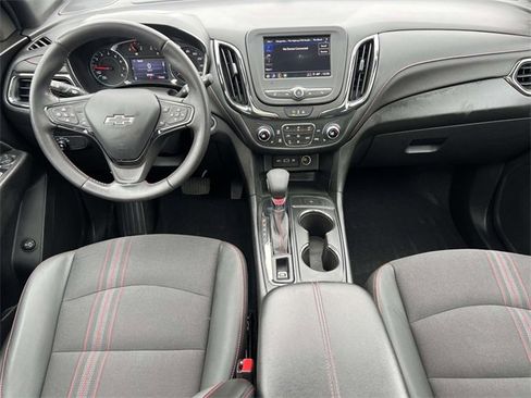 Used 2022 Chevrolet Equinox RS image 14