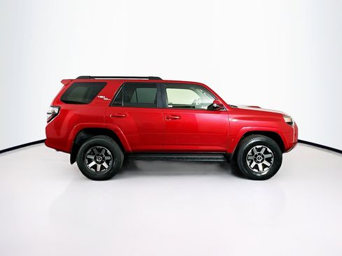 Used 2024 Toyota 4Runner TRD Off-Road Premium image 10