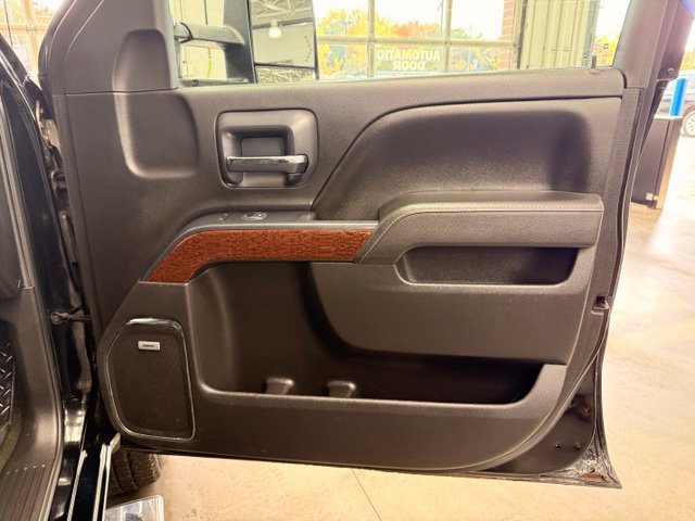 Used 2015 GMC Sierra 2500 SLT w/ Driver Alert Package AWD/4WD image 29