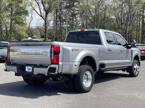 Certified 2024 Ford F350 Platinum AWD/4WD image 25