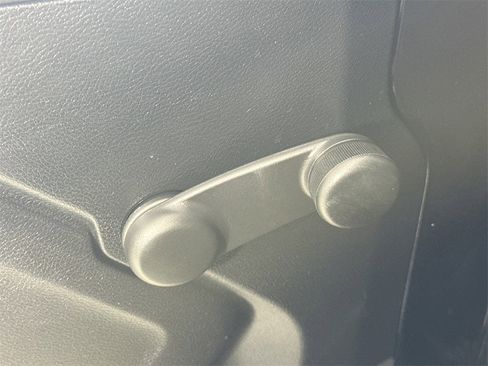 Used 2021 Jeep Wrangler Sport image 18