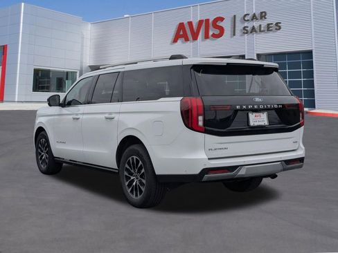 Used 2025 Ford Expedition Max Platinum image 9