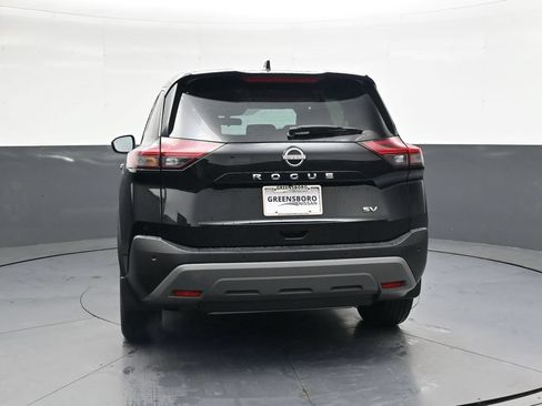 Used 2023 Nissan Rogue SV FWD image 5